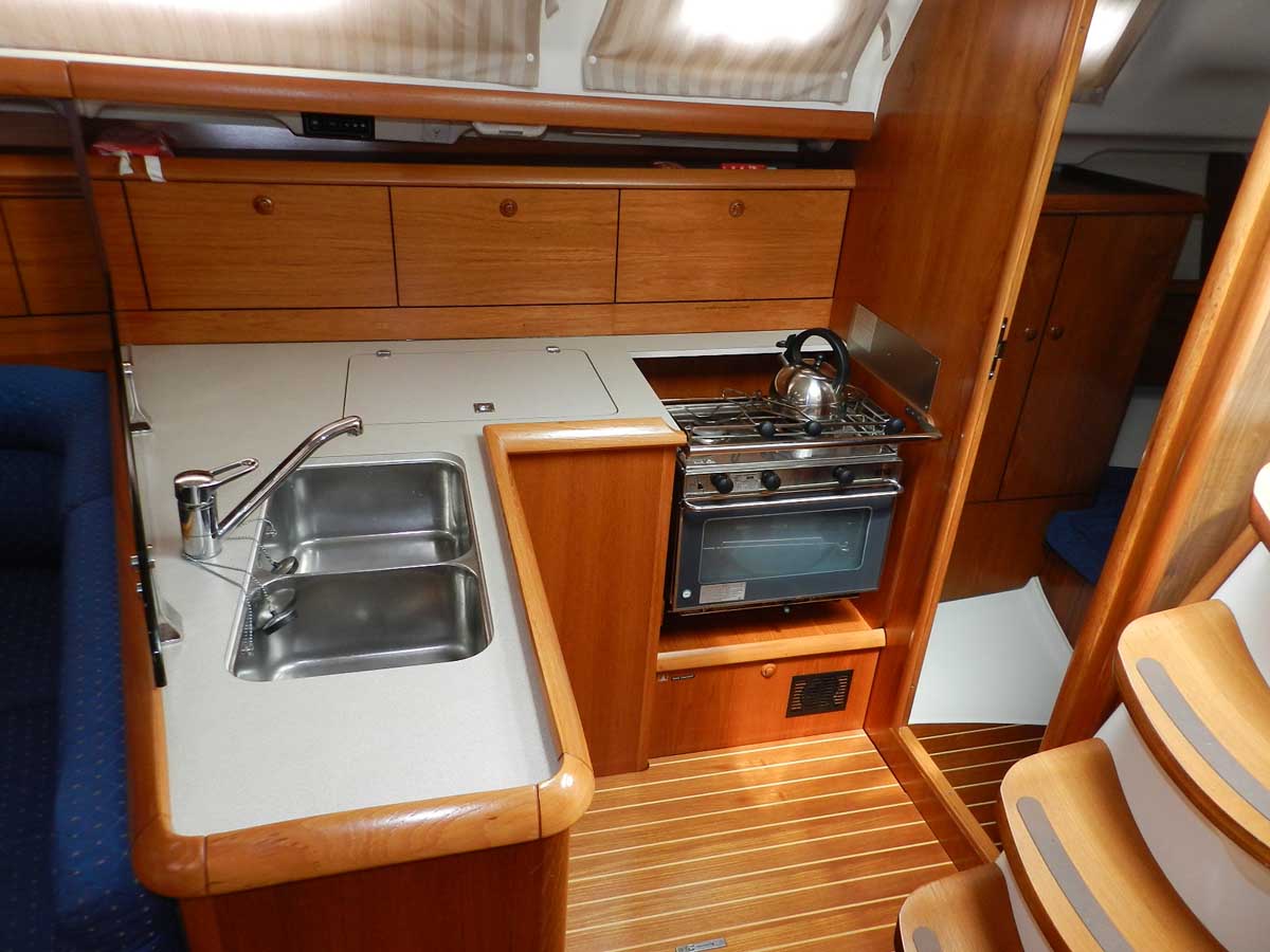 Sun Odyssey 3