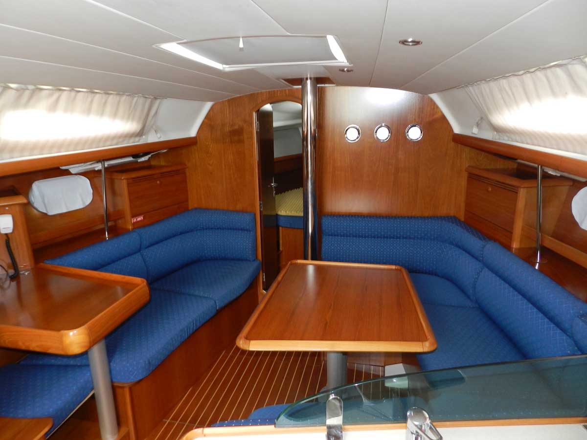 Sun Odyssey 4